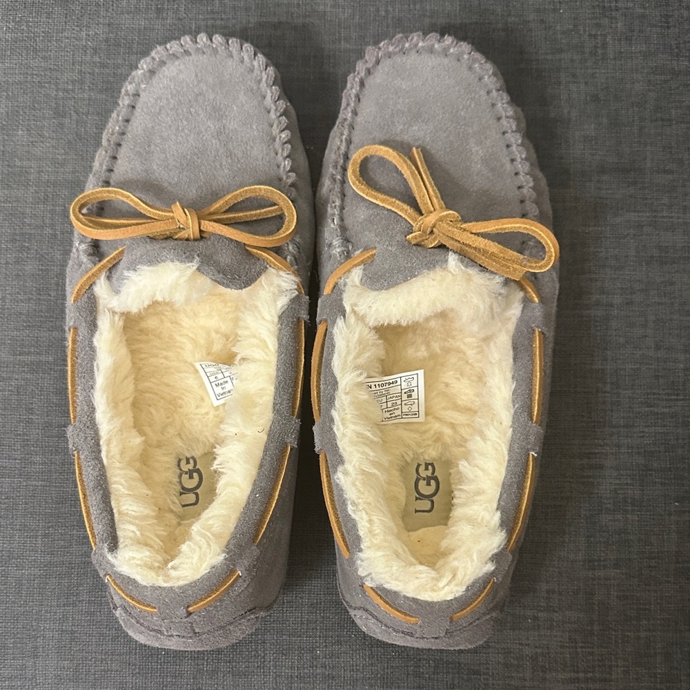 UGG Gray Moccasins with Cream Fur and Tan Laces